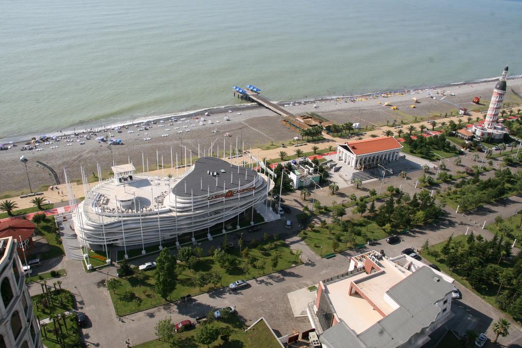 Orbi sea towers батуми. Sea Towers Батуми. Orbi Beach Tower Батуми. Grand City Apart-Hotel Batumi.